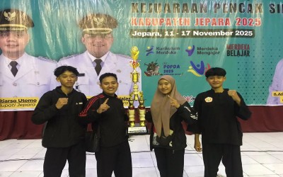 Dua Murid MTs Darul Ulum Purwogondo Sabet Piala POPDA Jepara 2025